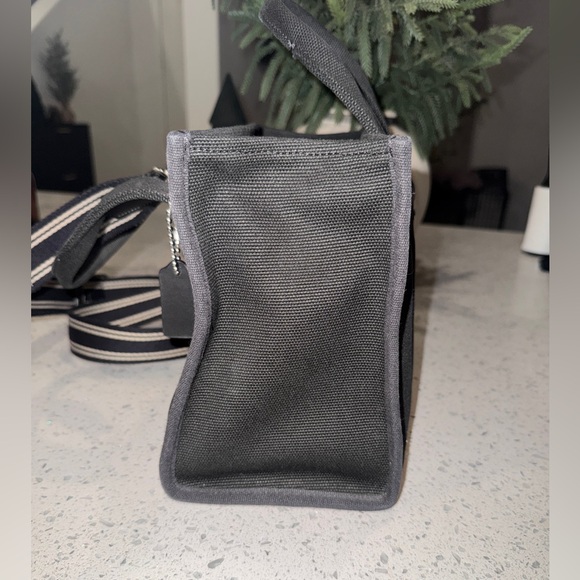 COACH Cargo Small Canvas Tote Bag 26 - Picture 10 of 12